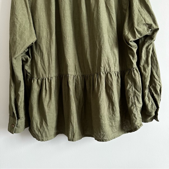 Holding Horses McKenzie Peplum Hi-Lo Shirt - Picture 7 of 10